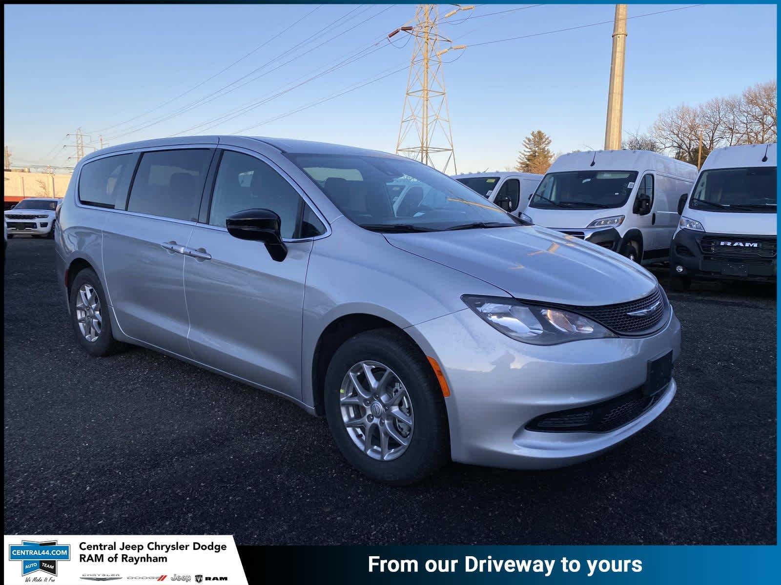 2026 Chrysler Voyager