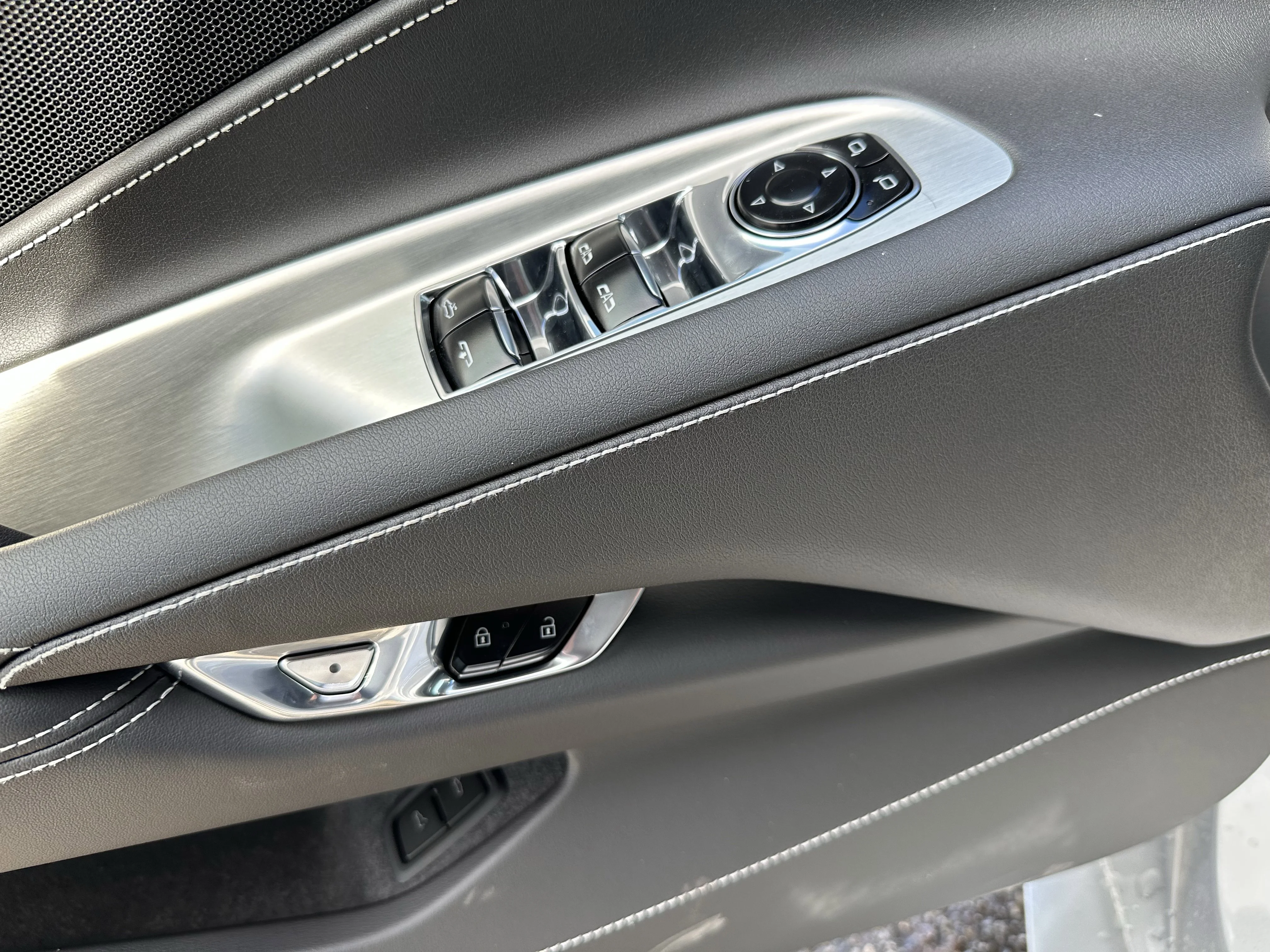 New 2026 Blade Silver Metallic Chevrolet 1LT image 9