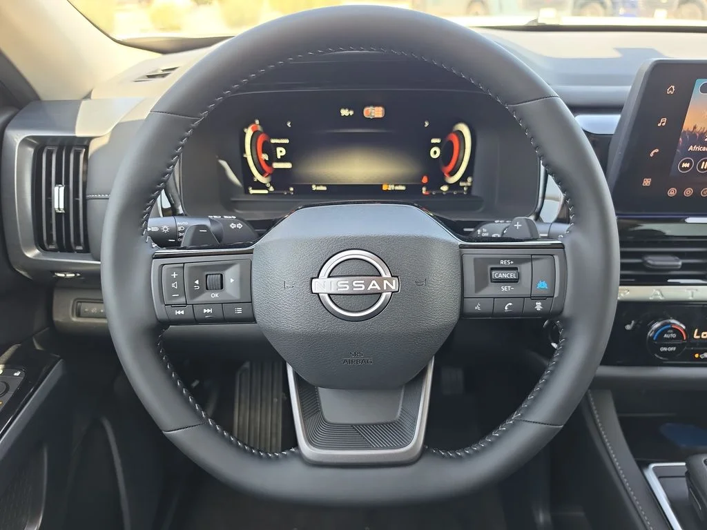 New 2026 Everest White Pearl TriCoat Nissan SL image 13