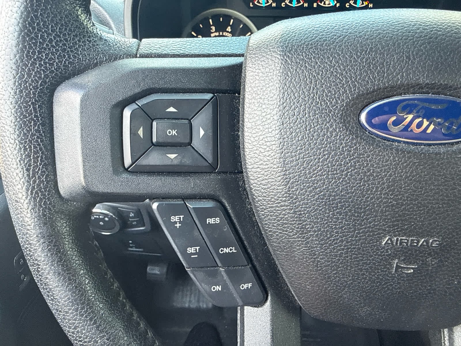 Used 2016 Shadow Black Ford XLT 4WD SuperCrew 145 image 9