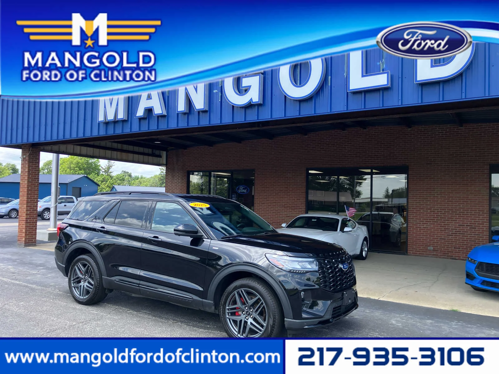 2025 Ford Explorer ST-Line