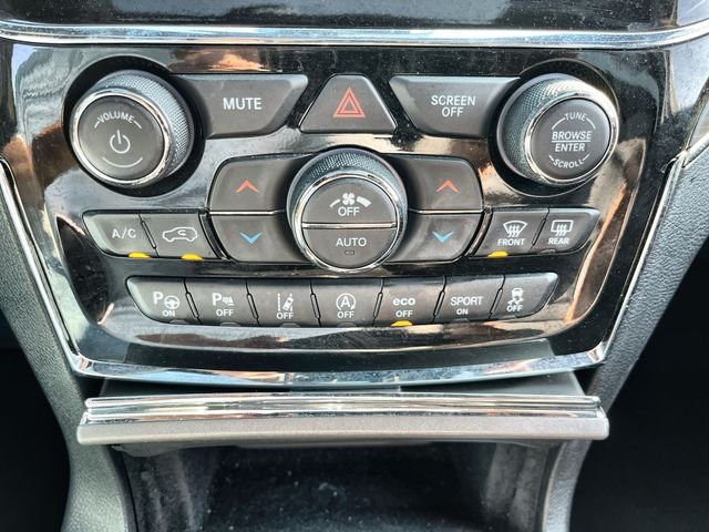 Used 2021 Blue Jeep Limited image 19