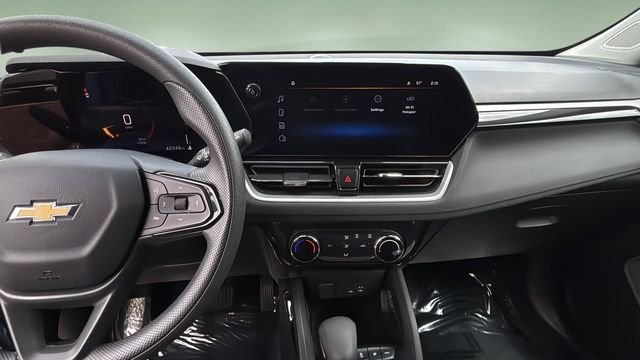 Used 2025 Blue Chevrolet LT image 13