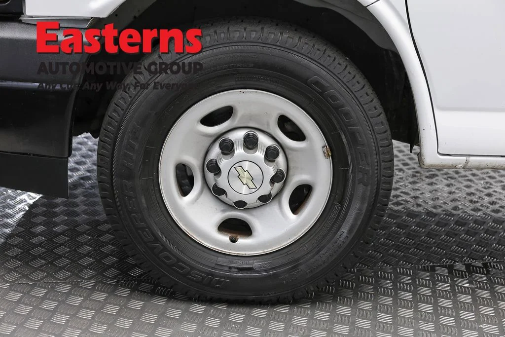 Used 2021 White Chevrolet Work Van image 28