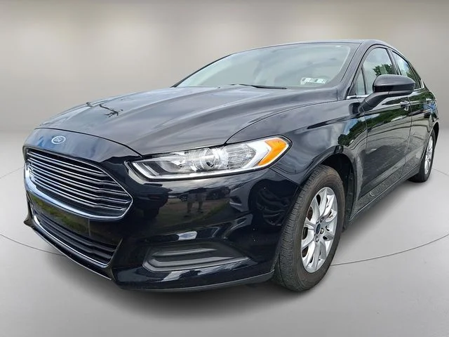 Used 2016 Black Ford S image 3
