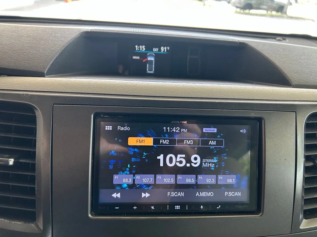 Used 2014 Gray Toyota LE image 44
