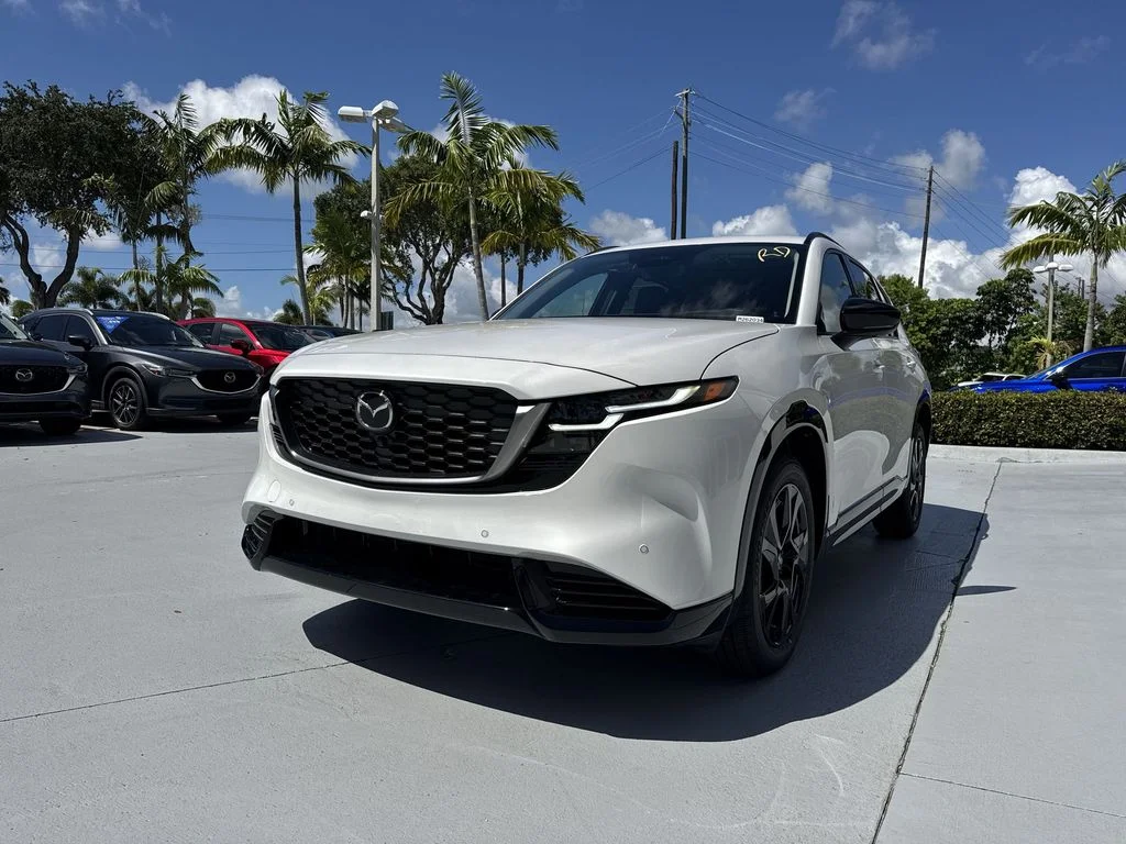 New 2026 White Metallic Mazda 2.5 S Premium Plus AWD image 31