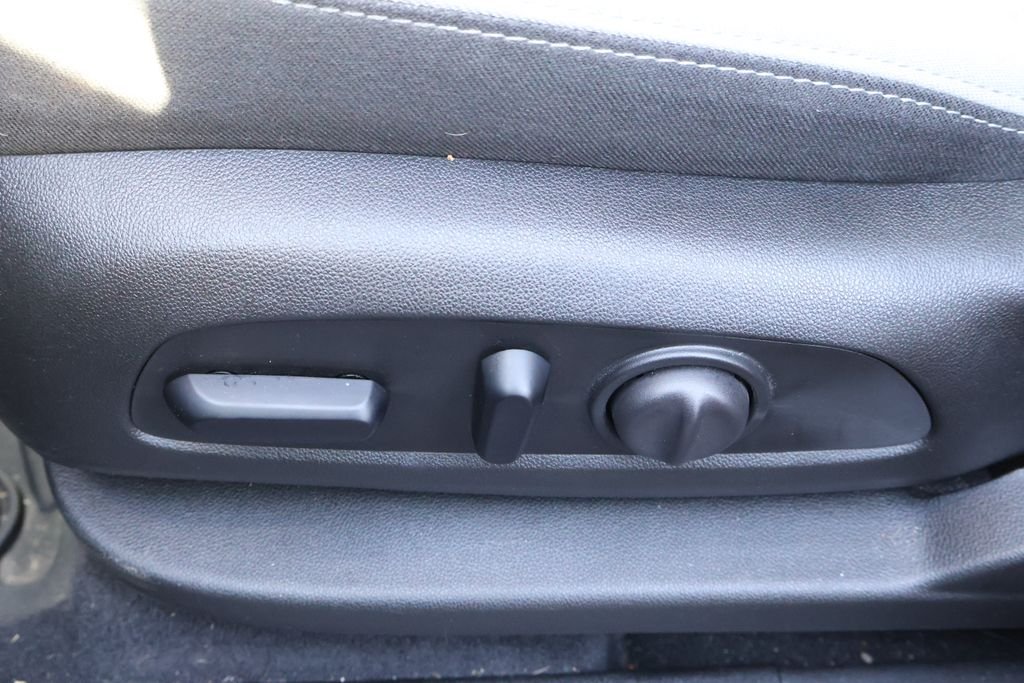 Used 2021 Black Chevrolet LS image 10