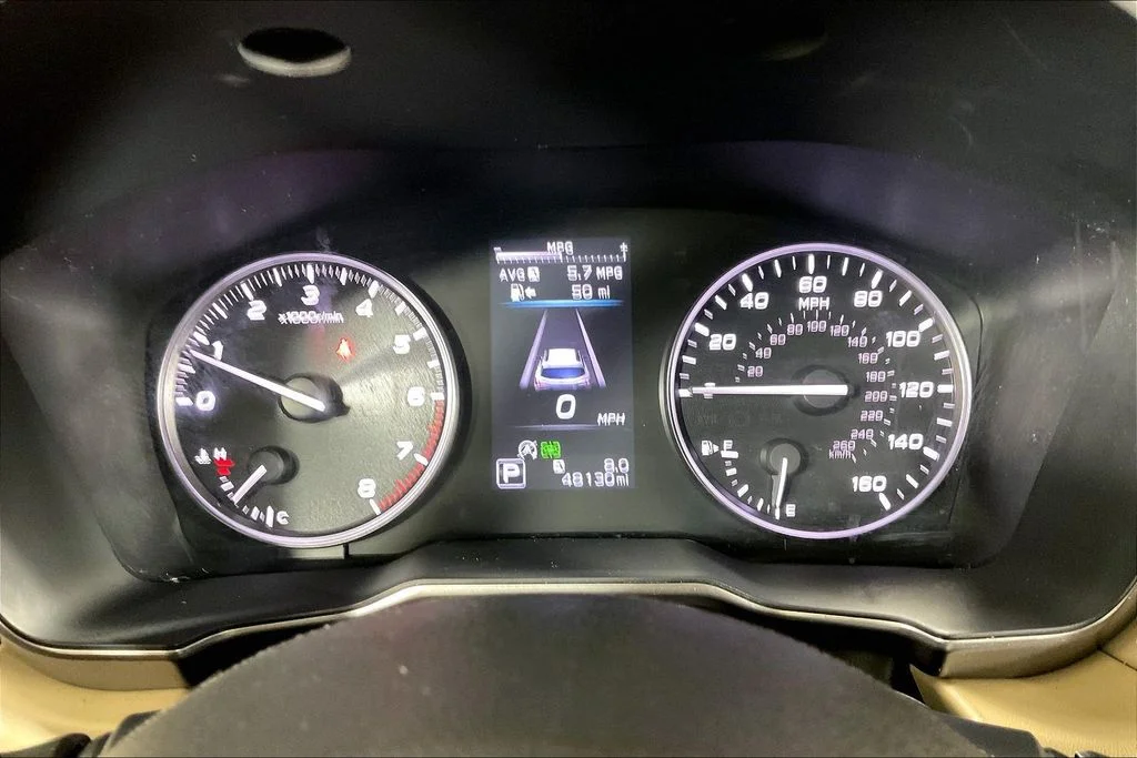 Used 2022 White Subaru Limited image 20