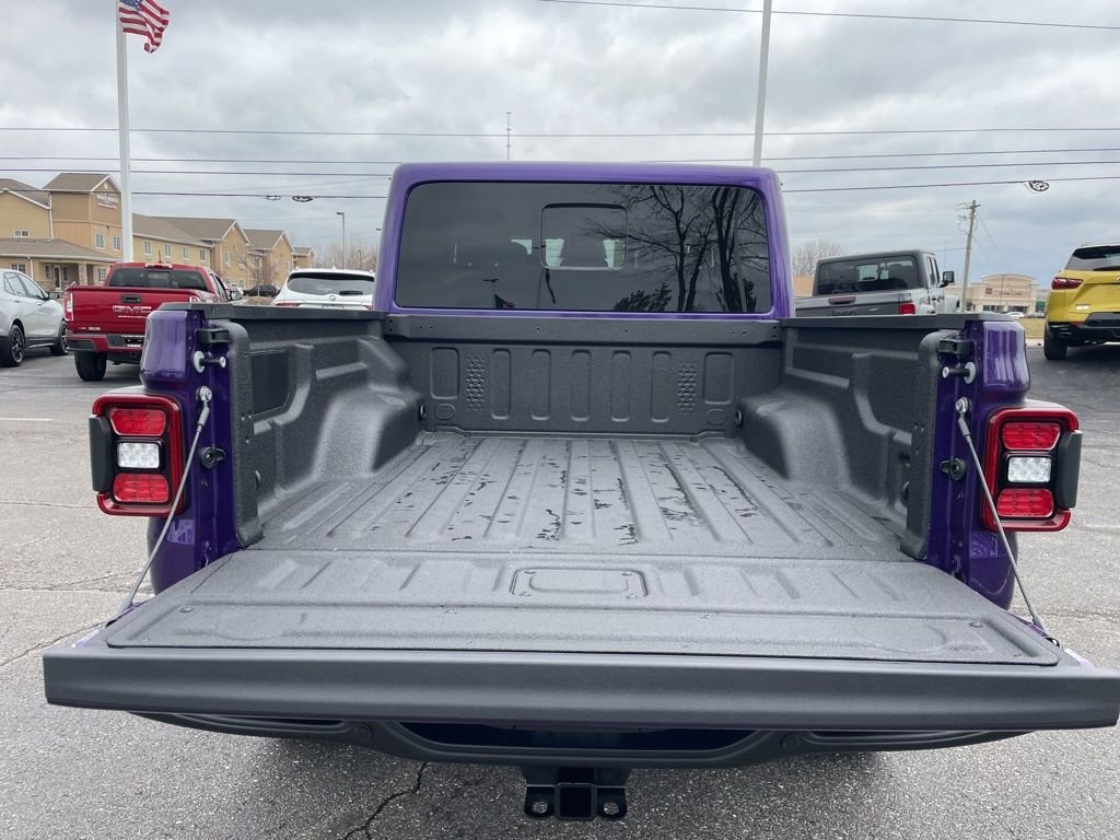 New 2026 Reign Exterior Paint Jeep Rubicon X image 15