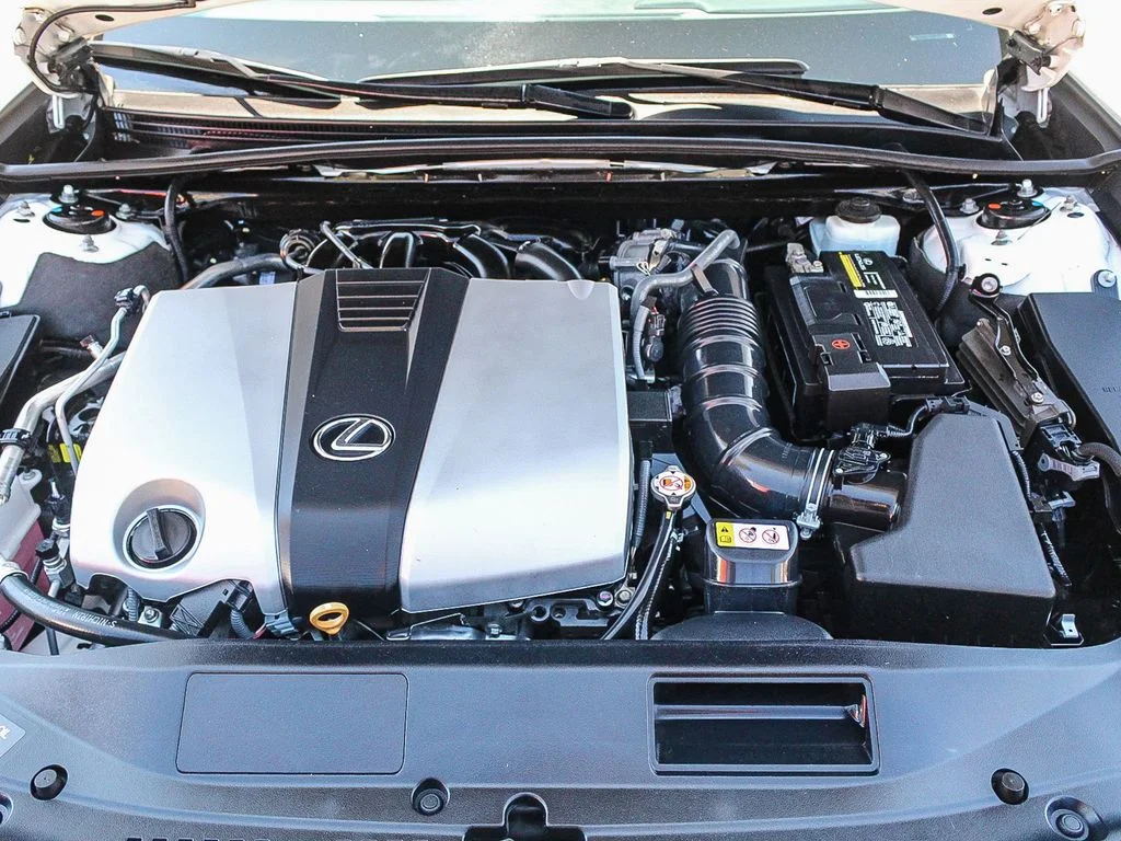 Used 2020 White Lexus 350 image 29