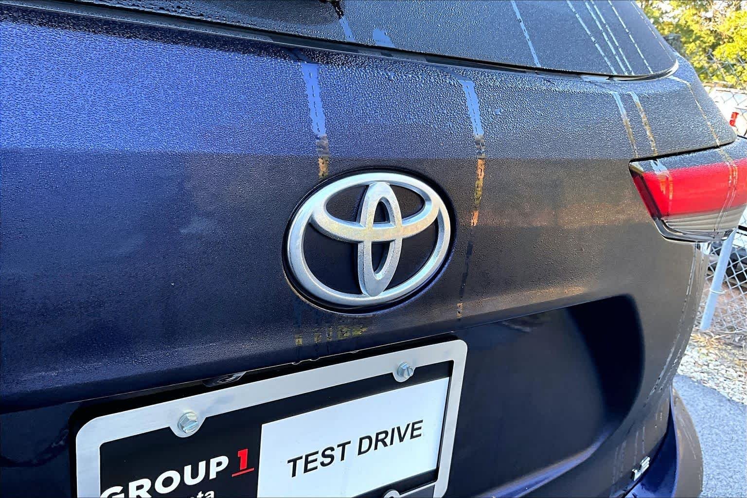 Used 2023 Blueprint Toyota LE image 31