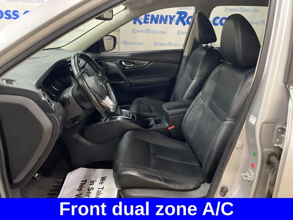 Used 2017 Silver Nissan SL image 7