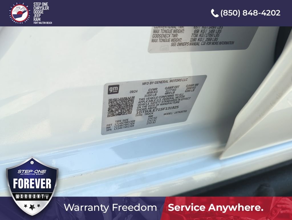 Used 2025 White GMC Pro image 35