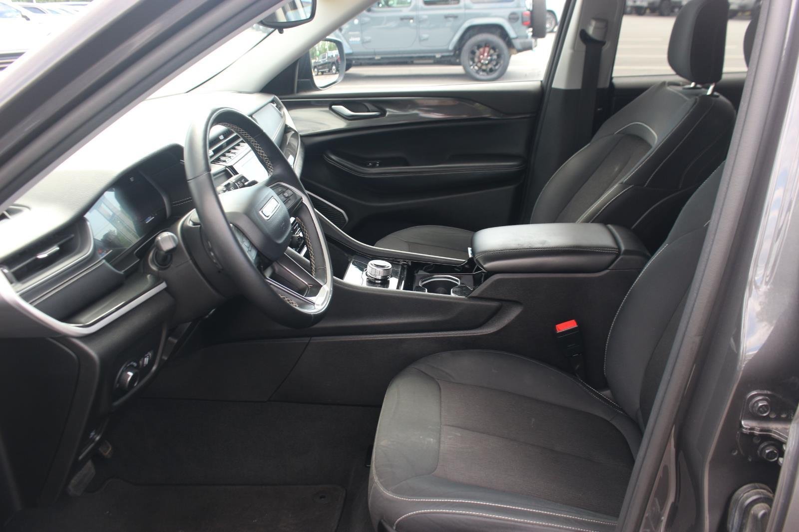 Used 2022 Gray Jeep Laredo image 15
