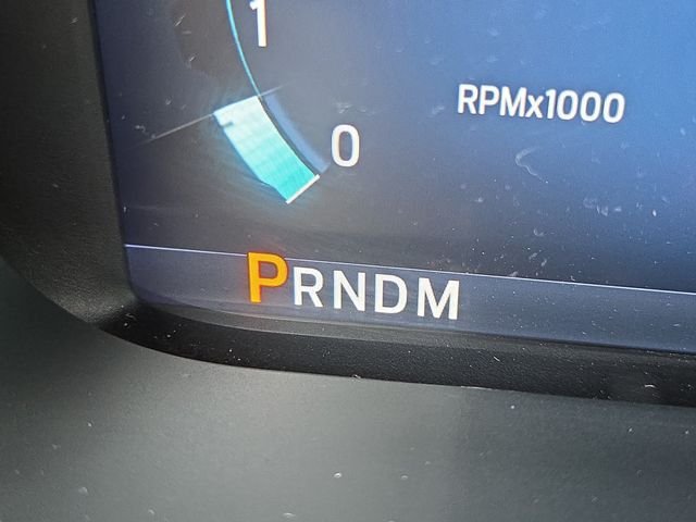 Used 2025 Black Metallic Ford XLT image 6