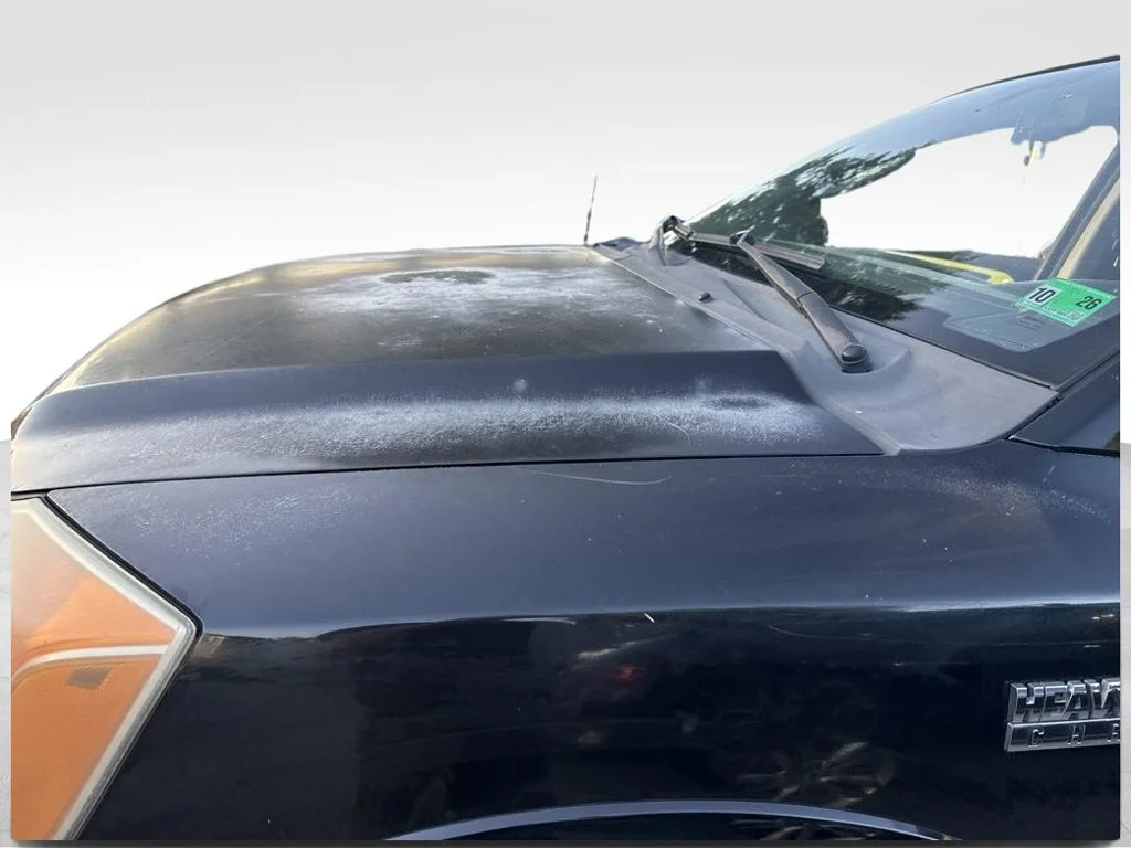 Used 2010 Black Nissan SE image 1