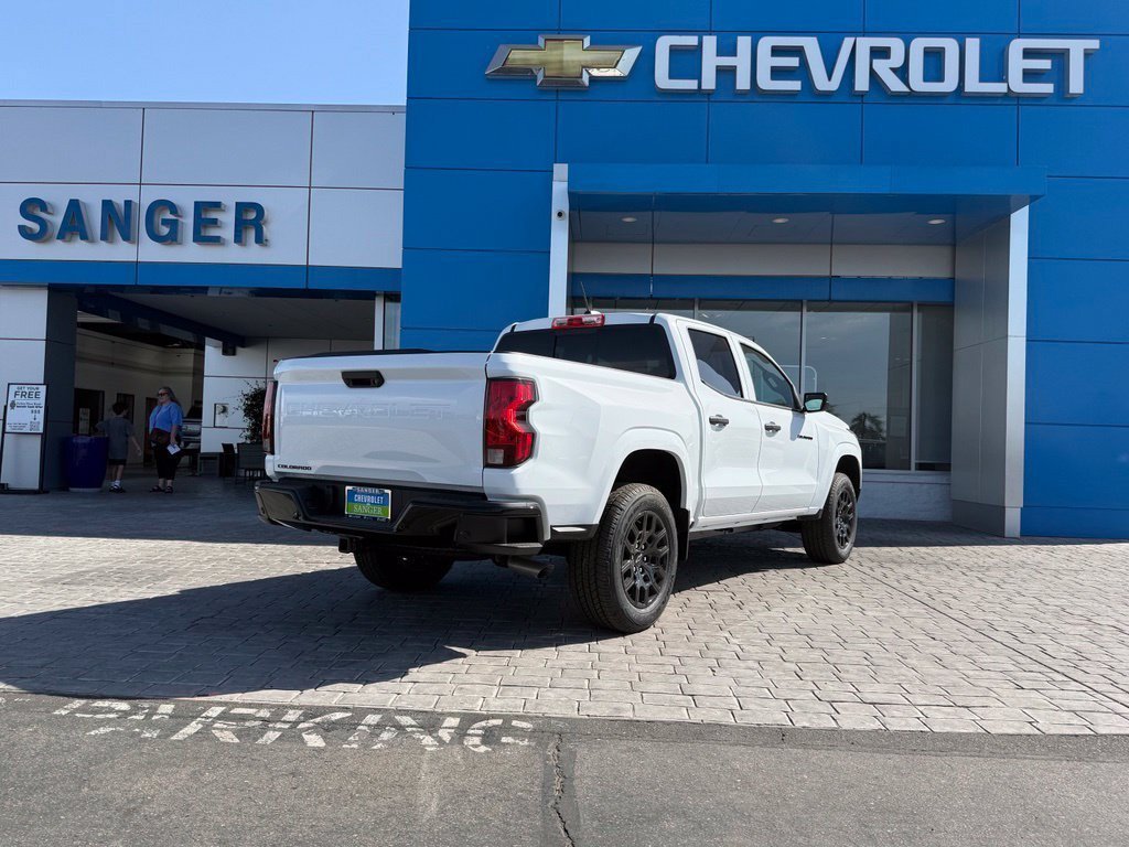 2026 Chevrolet Colorado WT view 8