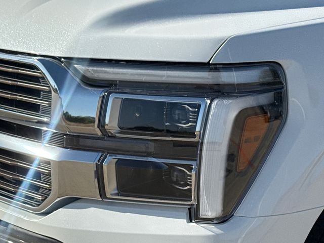 Used 2026  Ford King Ranch image 4