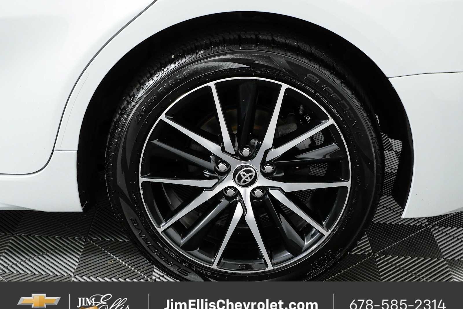 2024 Toyota Camry SE - Photo 34