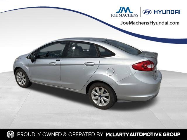 Used 2013 Silver Ford SE image 7