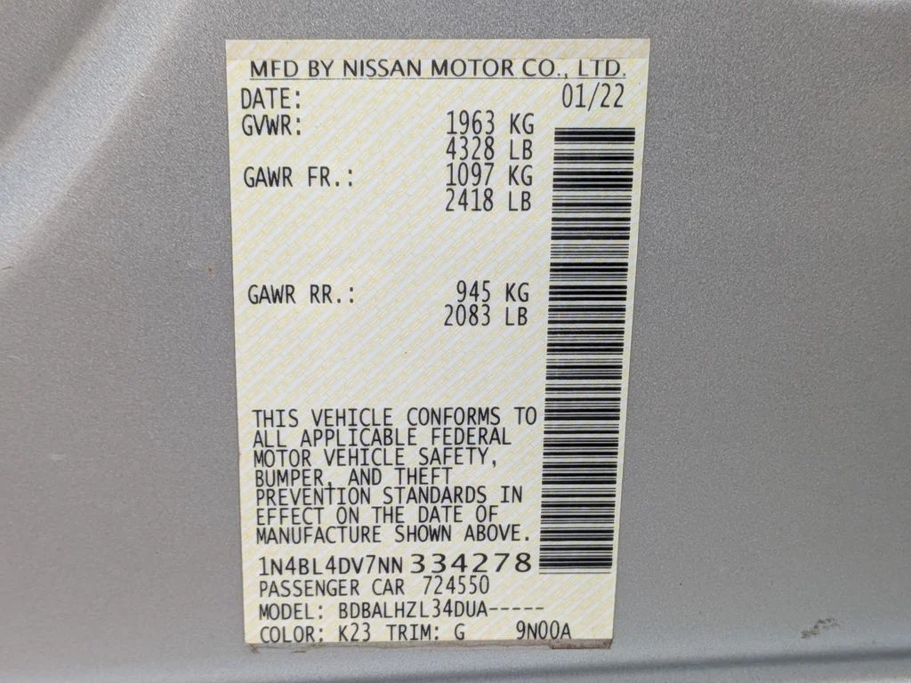 Used 2022 Silver Nissan 2.5 SV image 21