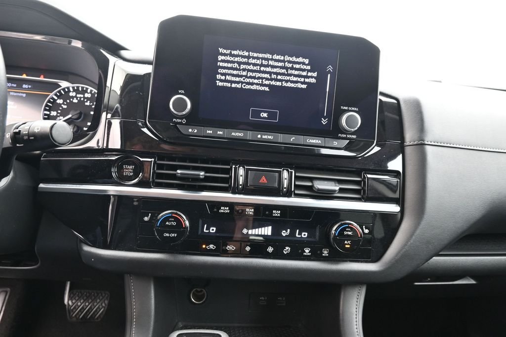 Used 2025 Gray Nissan SV image 12