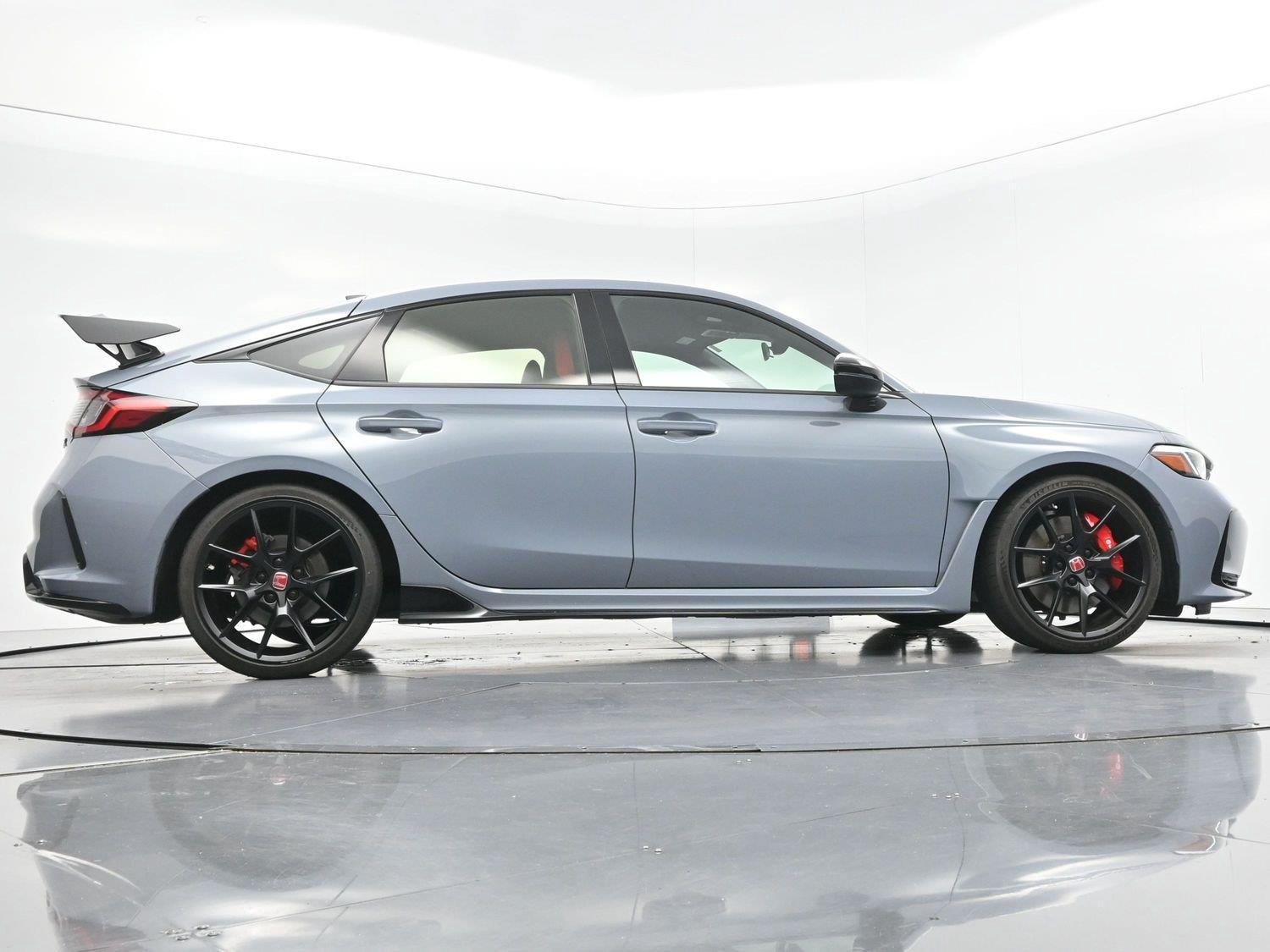 Used 2024 Sonic Gray Pearl Honda Type R image 48