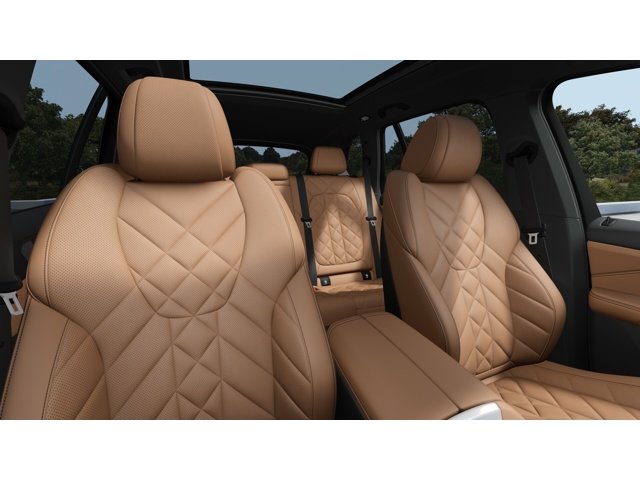 New 2026 Dravit Grey Metallic BMW xDrive50e image 11