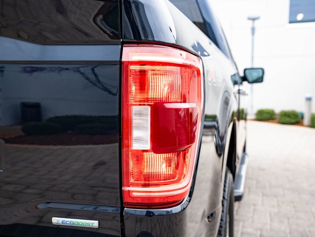 Used 2023 Antimatter Blue Metallic Ford XLT image 9