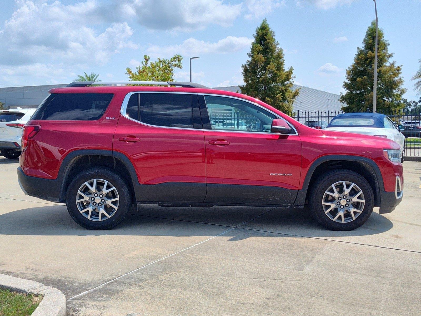 Used 2023 Volcanic Red Tintcoat GMC SLT image 9