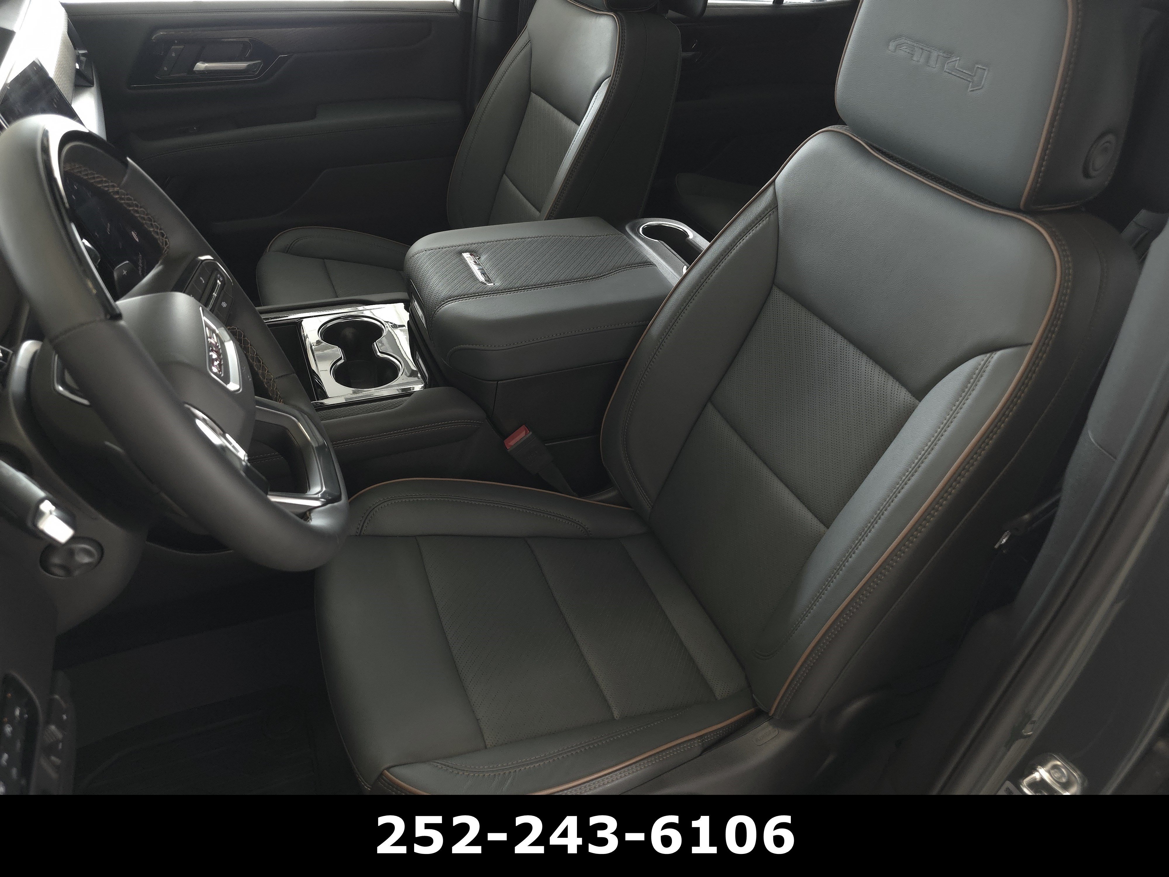Used 2026 Midnight Pine GMC AT4 image 10