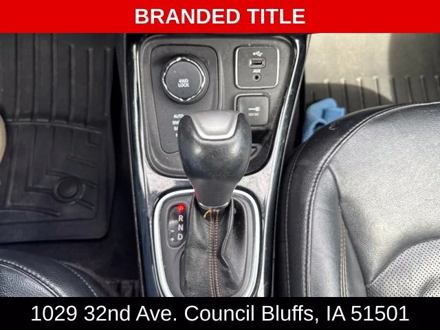 Used 2018 Blue Jeep Limited image 24