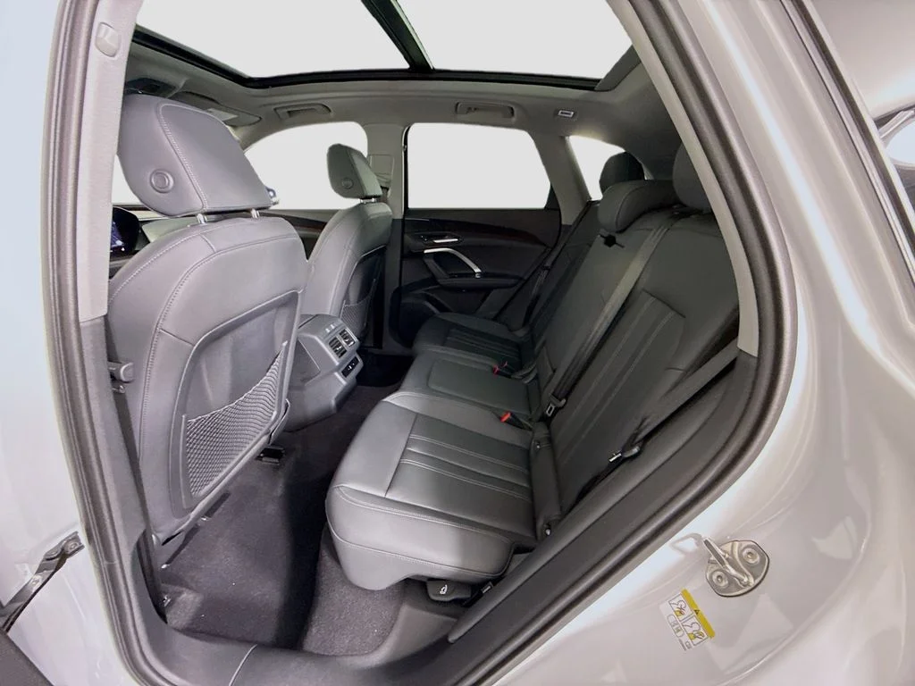 Used 2026 White Audi  image 23