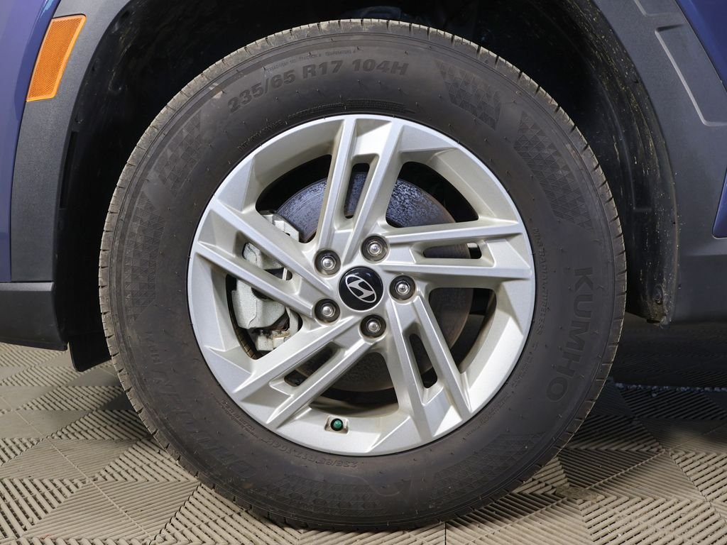 Used 2025 Blue Hyundai SE image 16