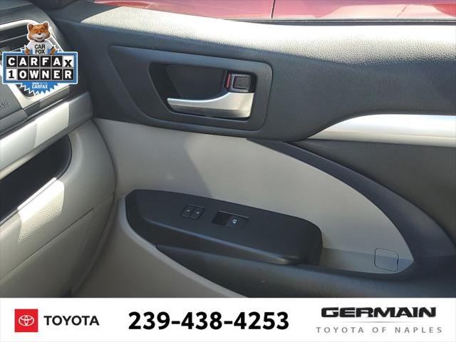 Certified Used 2019 CELESTIAL SILVER METALLIC Toyota  image 28