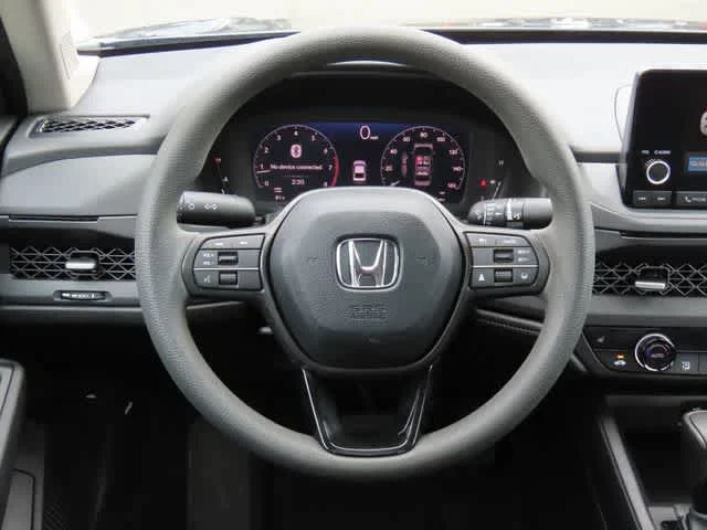2025 Honda Accord SE - Photo 17
