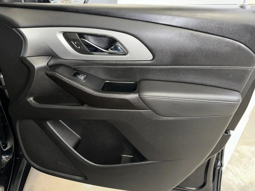 2023 Chevrolet Traverse 1LT - Photo 34