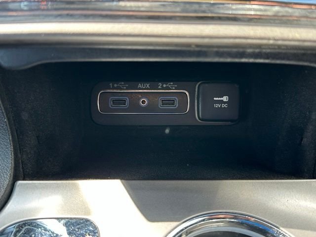 Used 2022 Black Jeep Laredo X image 37