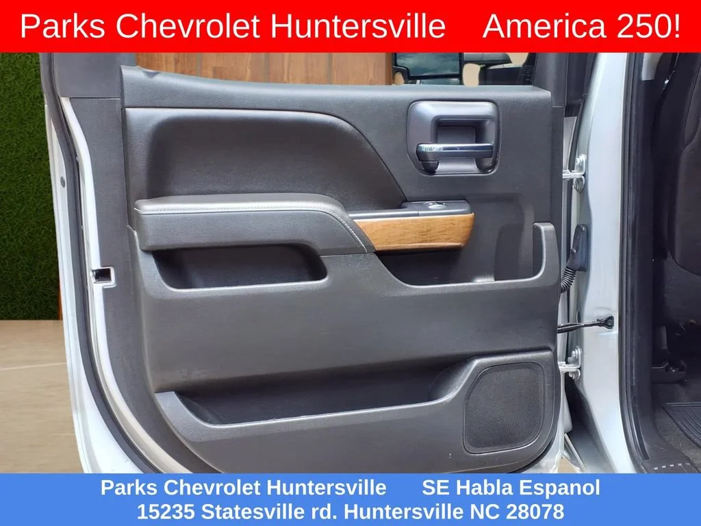 Used 2015 SILVER ICE METALLIC Chevrolet LTZ image 25