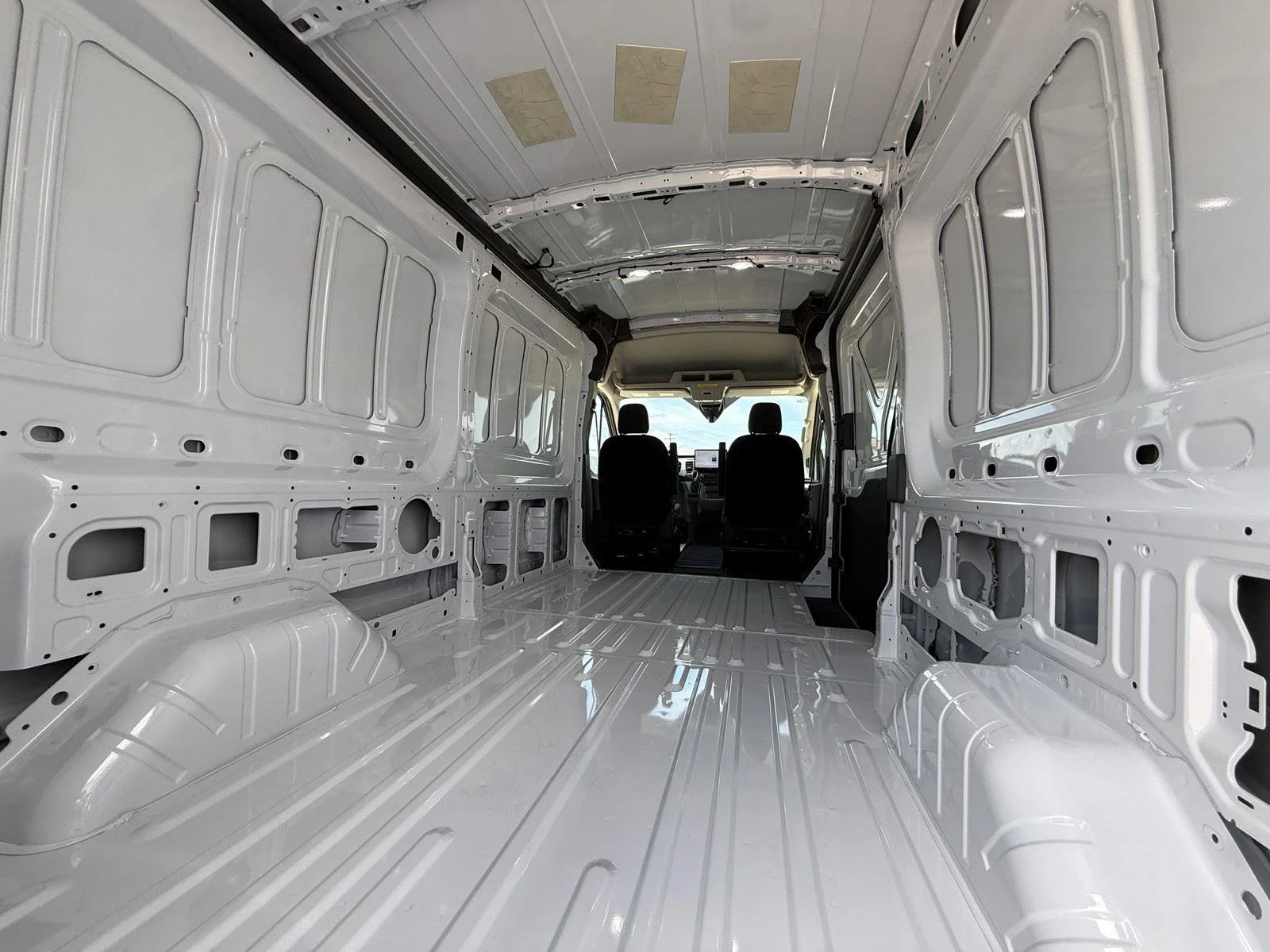 New 2026 Oxford White Ford Cargo Van image 10