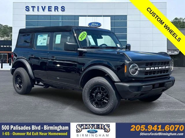 2025 Ford Bronco Base