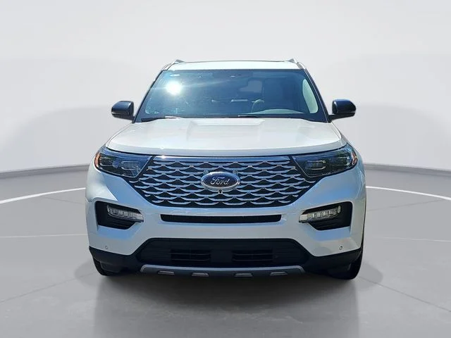 Used 2023 White Ford Platinum image 8