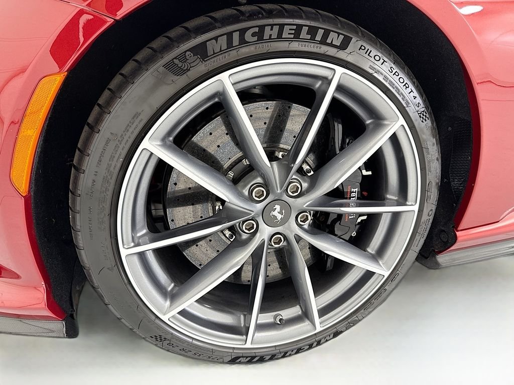 2021 Ferrari 812 GTS Base - Photo 34