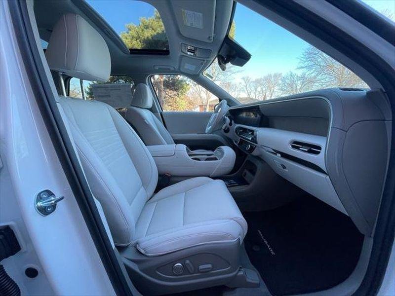 New 2026 Creamy White Pearl Hyundai Limited AWD image 27