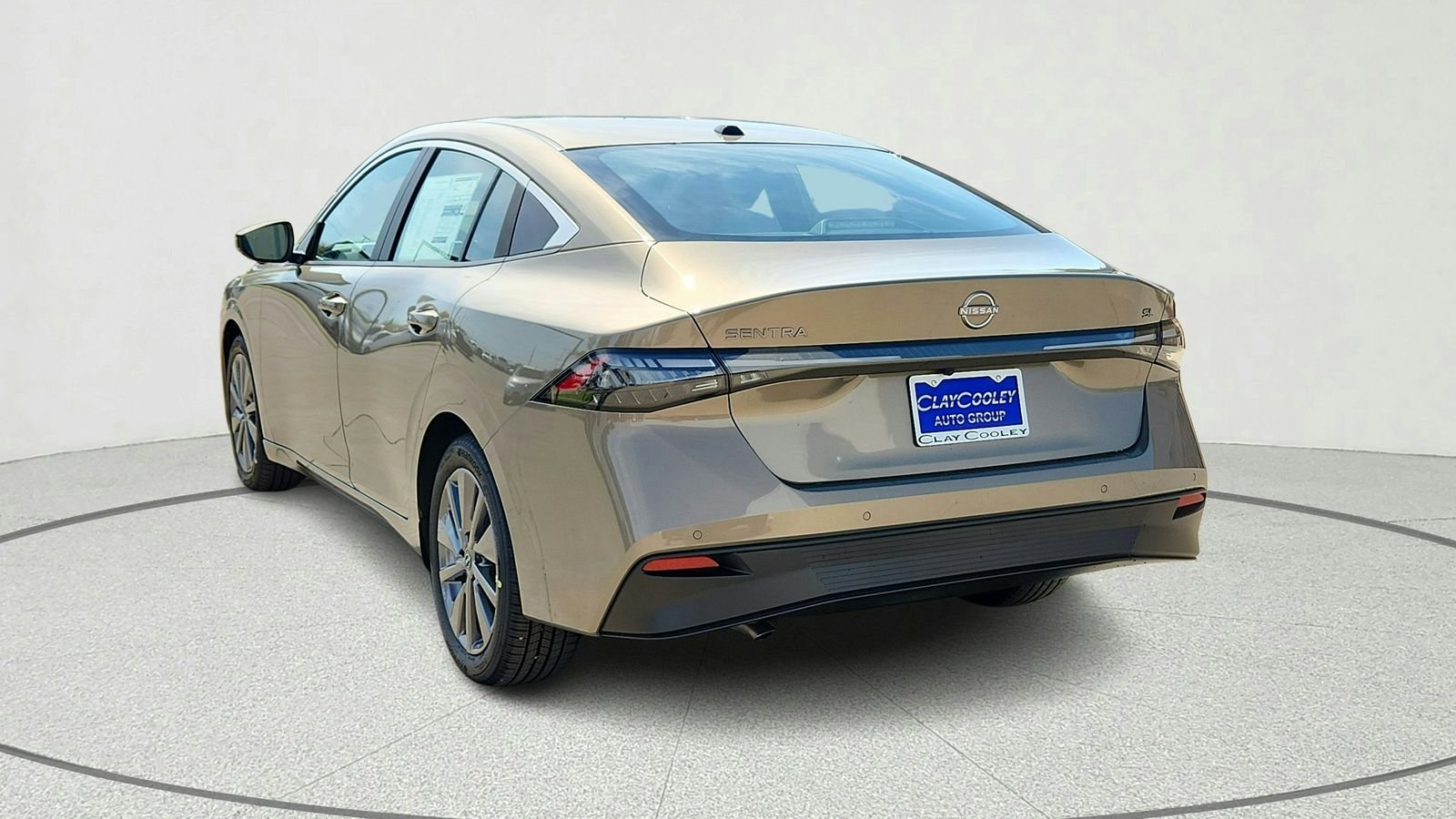 2026 Nissan Sentra SL - Photo 6