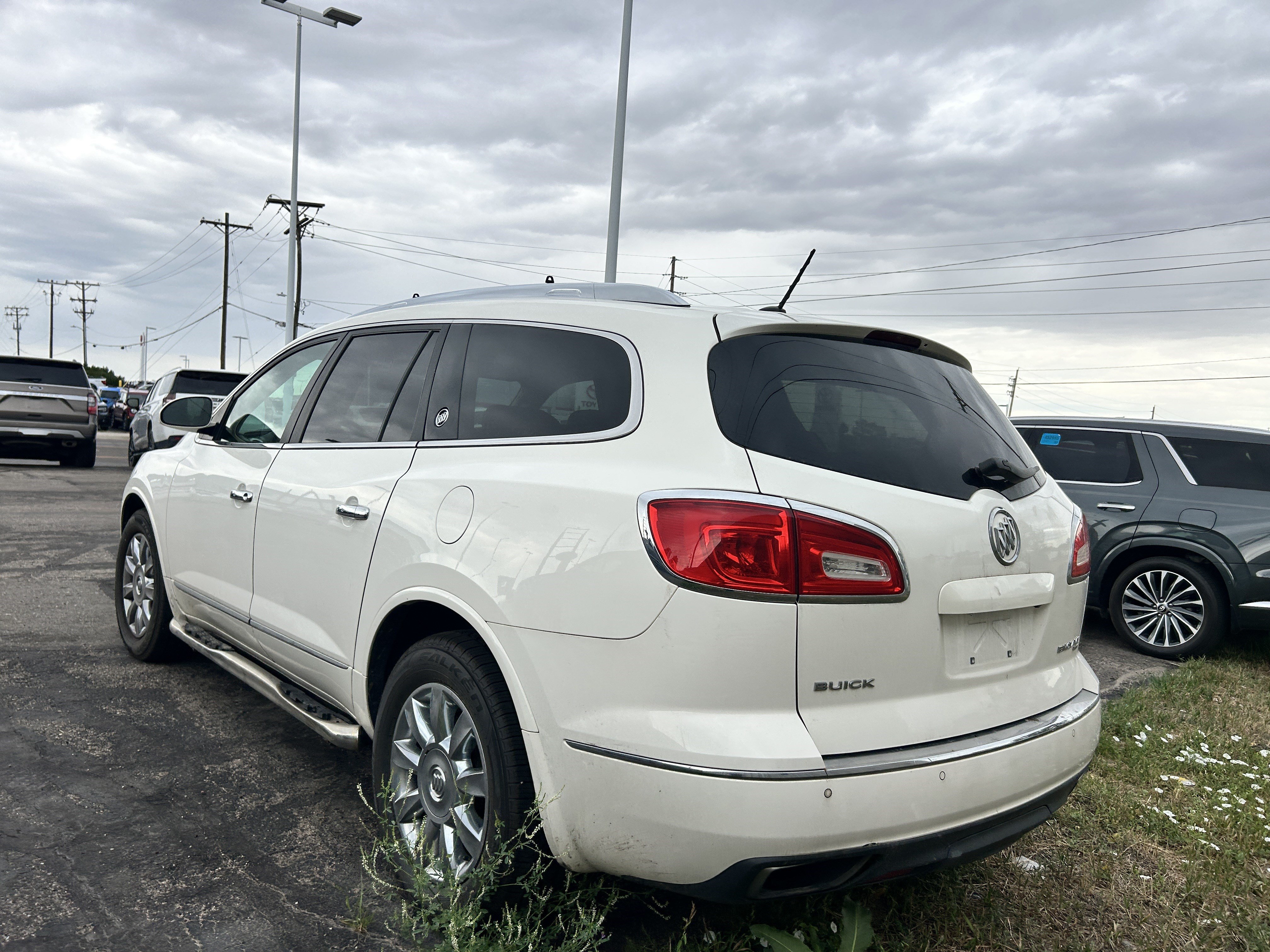 Used 2014 White Opal Buick Leather image 3