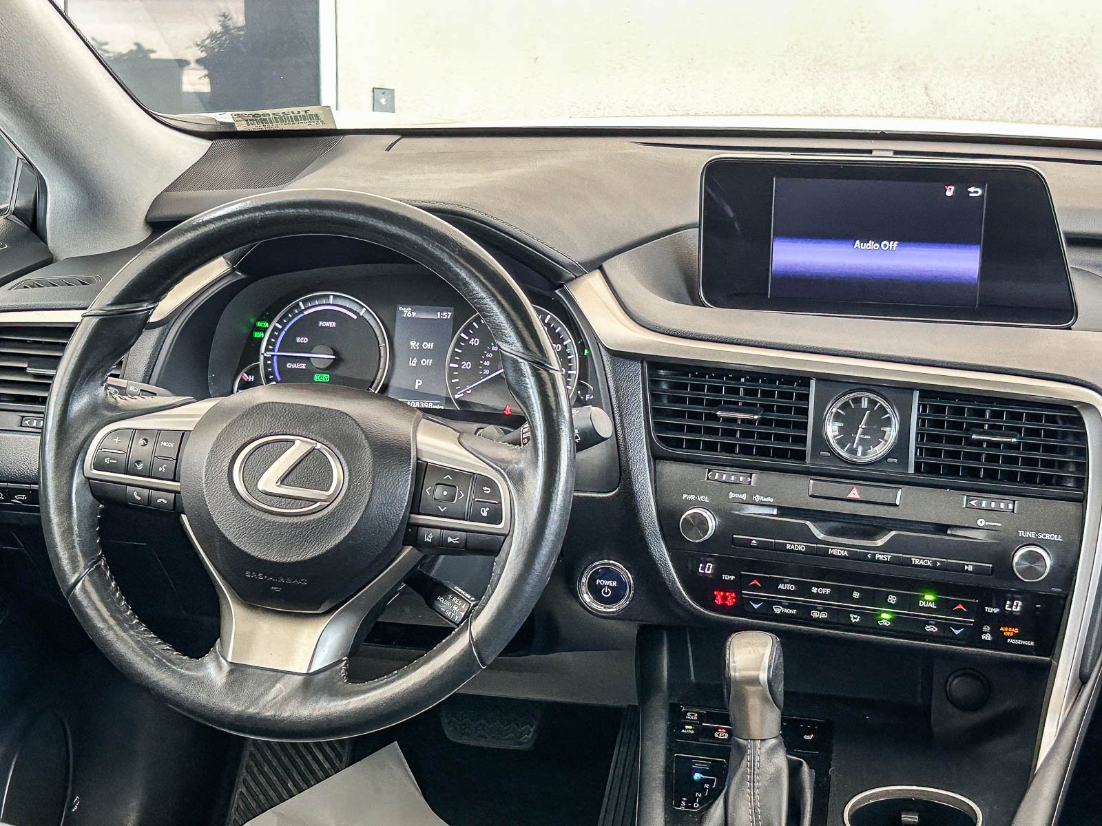 Used 2019 EMINENT WHITE PEA Lexus RX 450H image 12