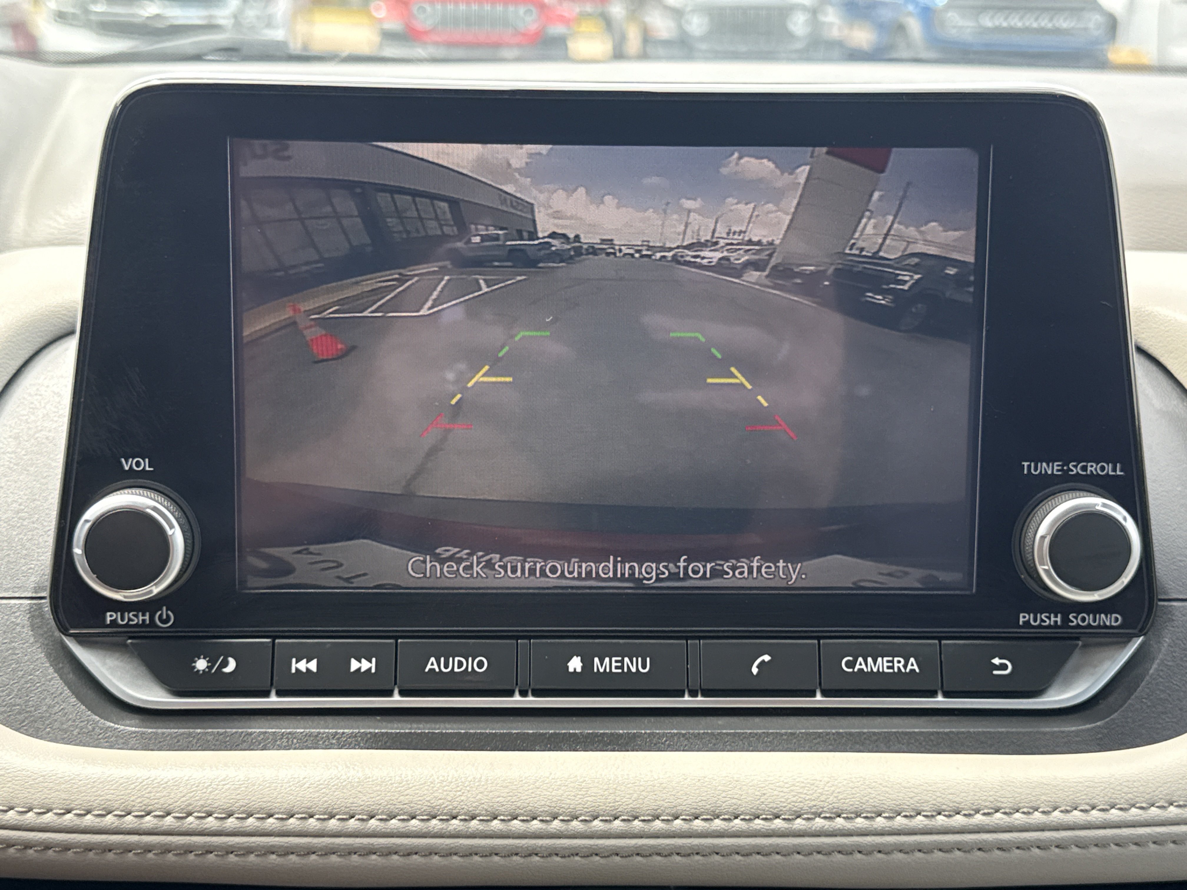 Used 2023 Scarlet Ember Tintcoat Nissan SV image 8