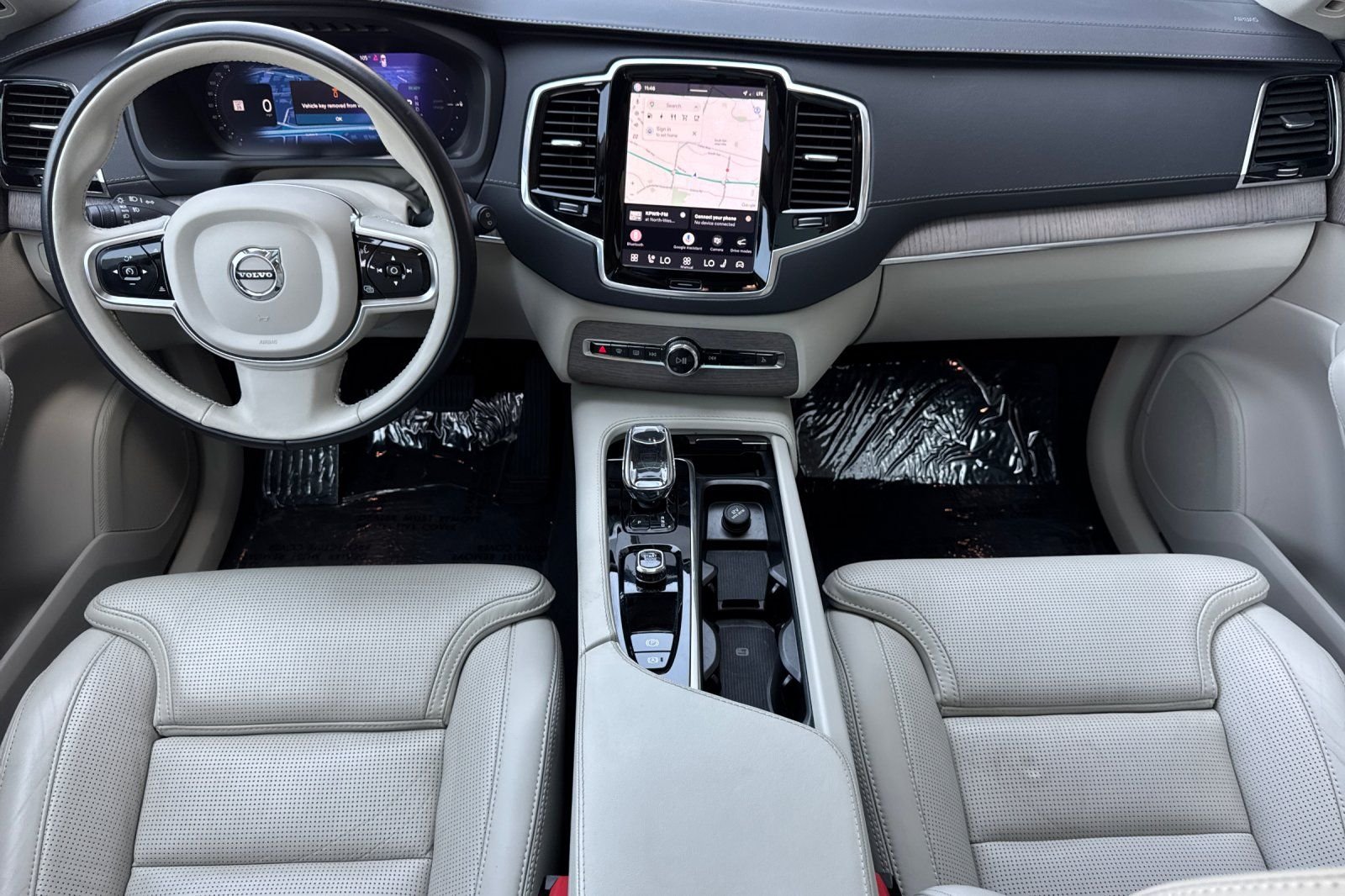 Used 2023 Blue Volvo Ultimate image 14